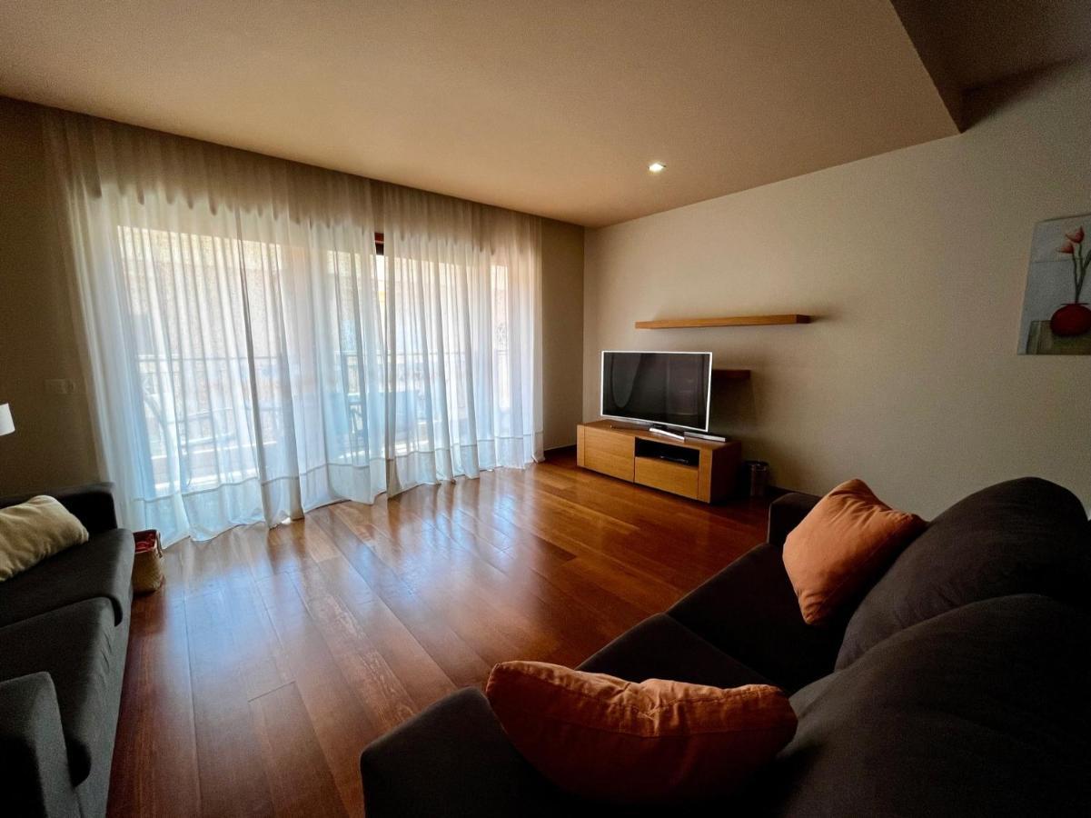 E&M Apartment Luz Exteriér fotografie